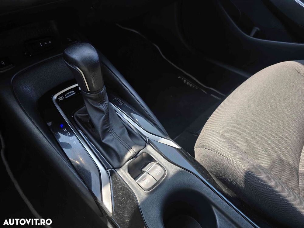 Toyota Corolla - 14