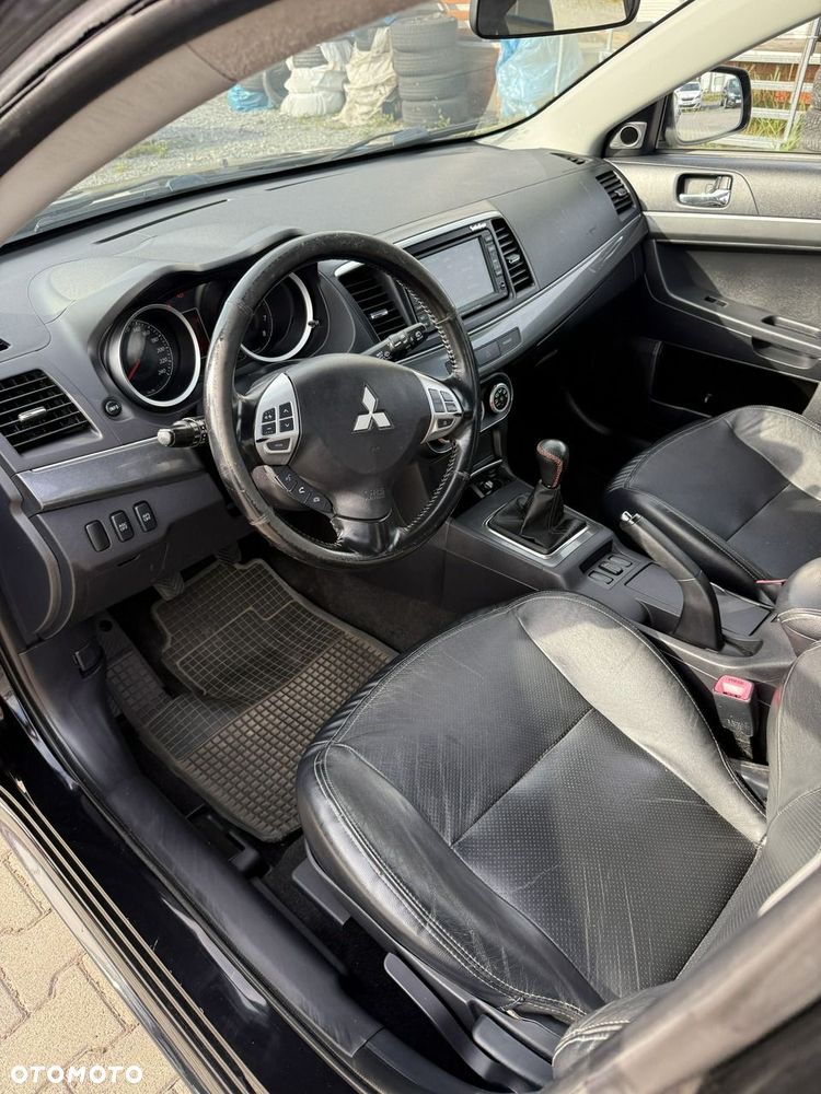 Mitsubishi Lancer - 6