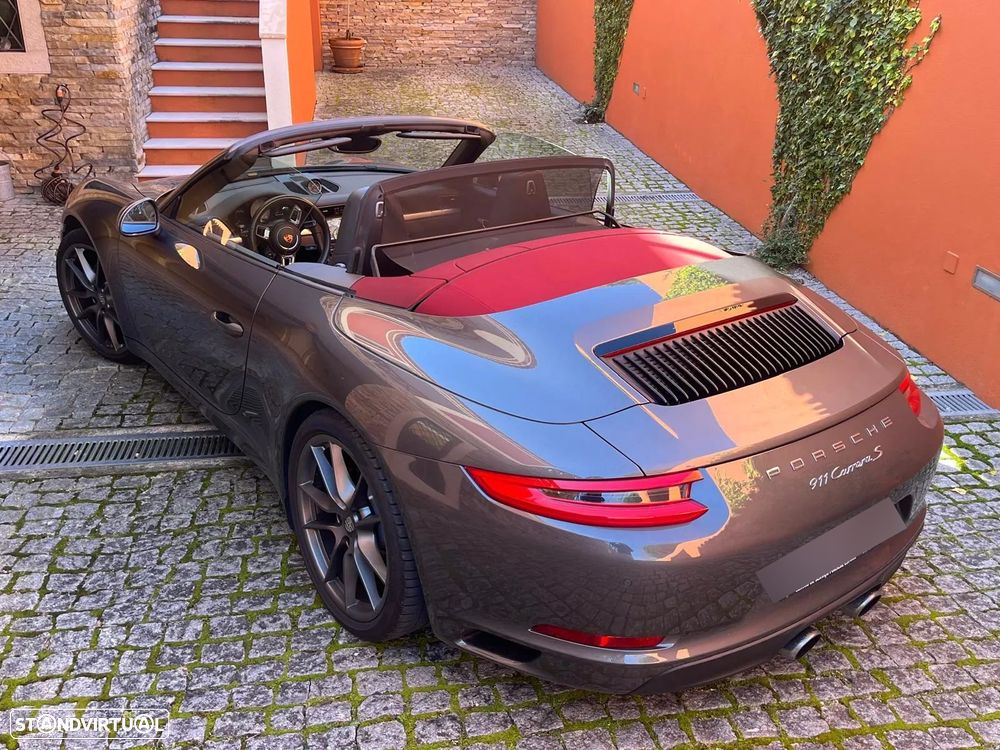 Porsche 911 Série F - 6