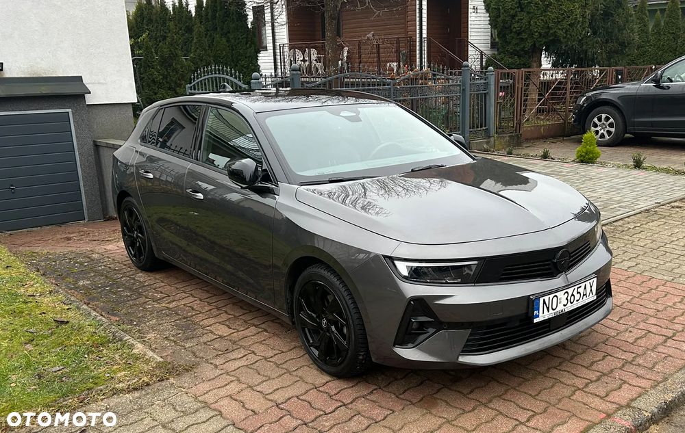 Opel Astra 1.2 T GS Line S&S - 9