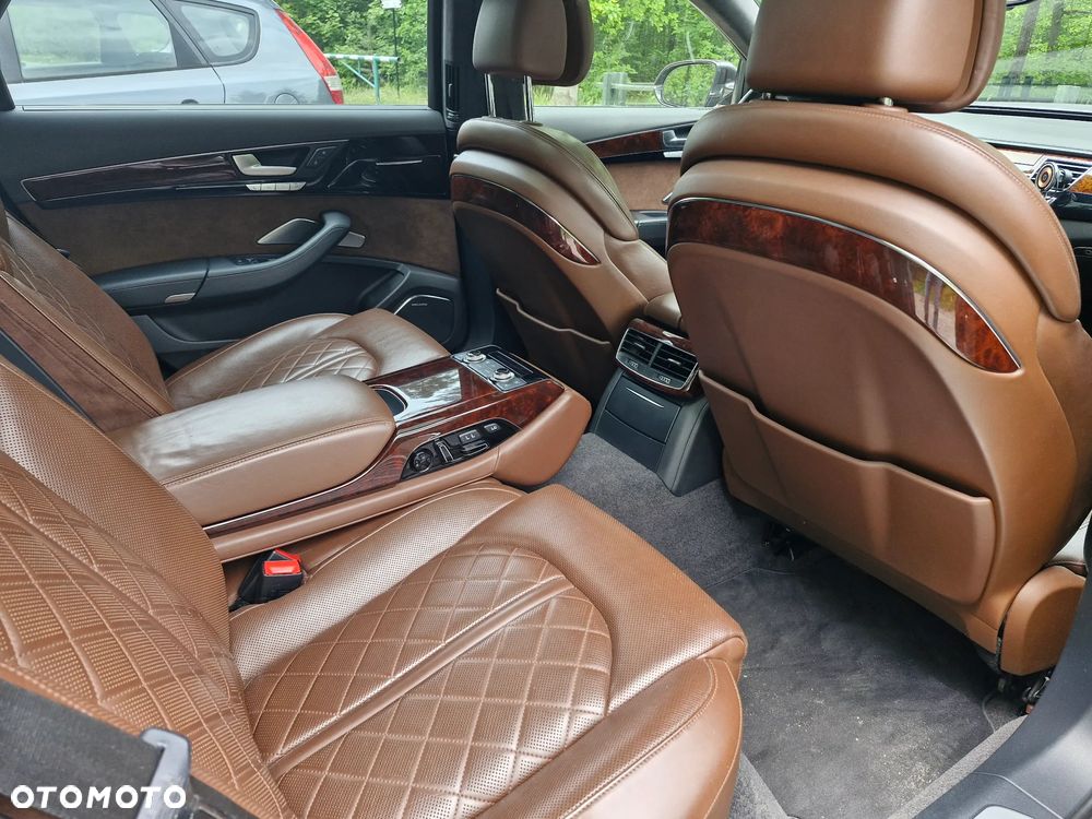 Audi A8 4.0 TFSI L Quattro - 11