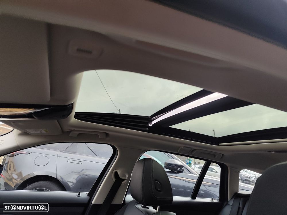 BMW 330 e Line Sport Auto - 42