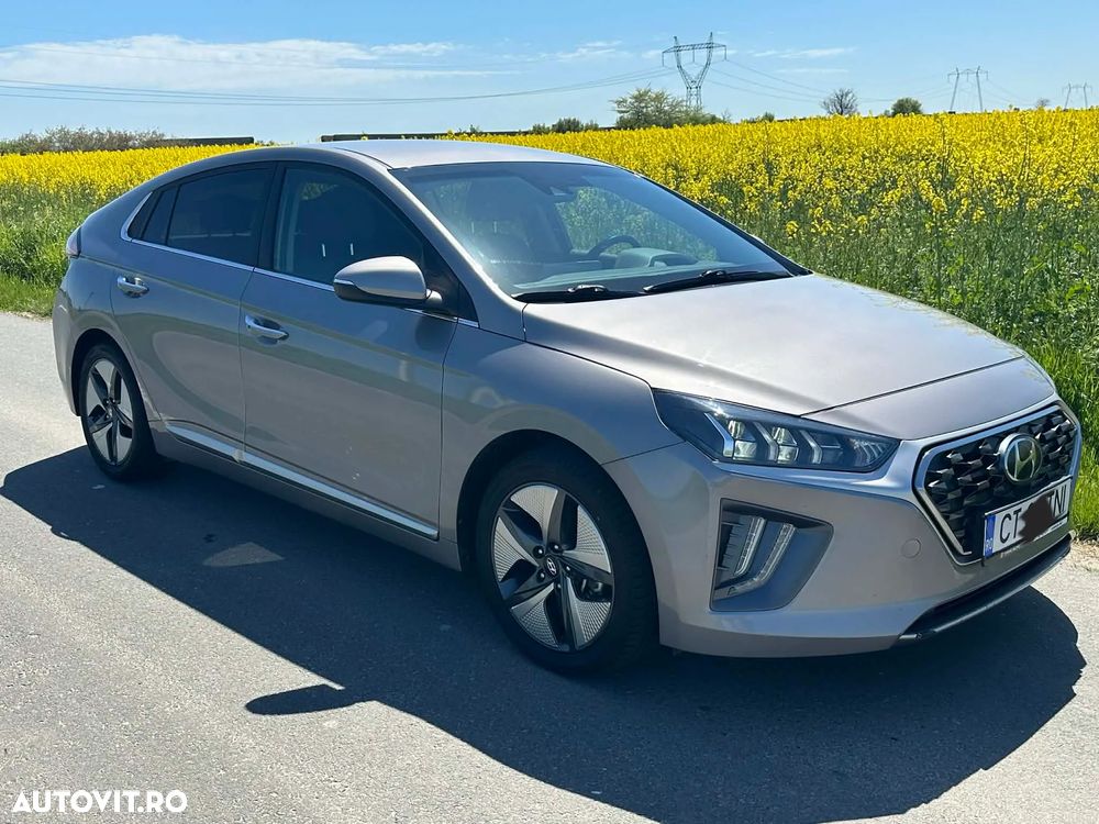 Hyundai IONIQ - 1