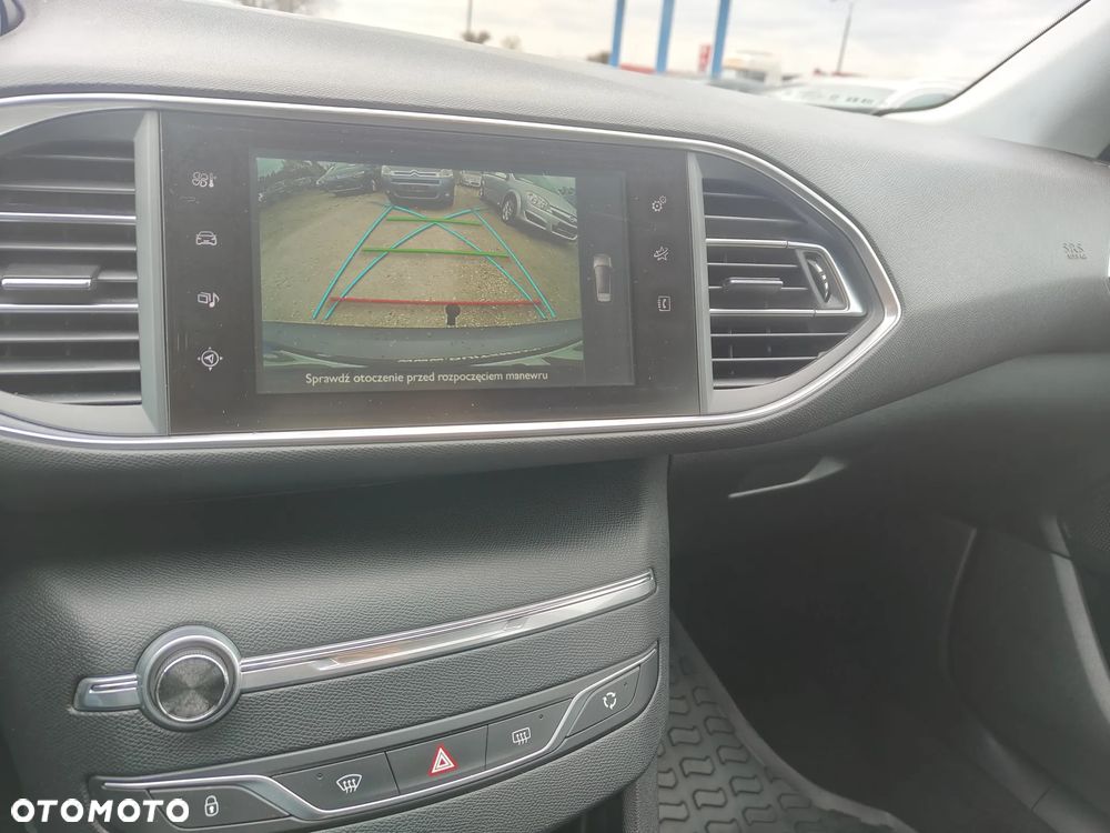 Peugeot 308 - 32