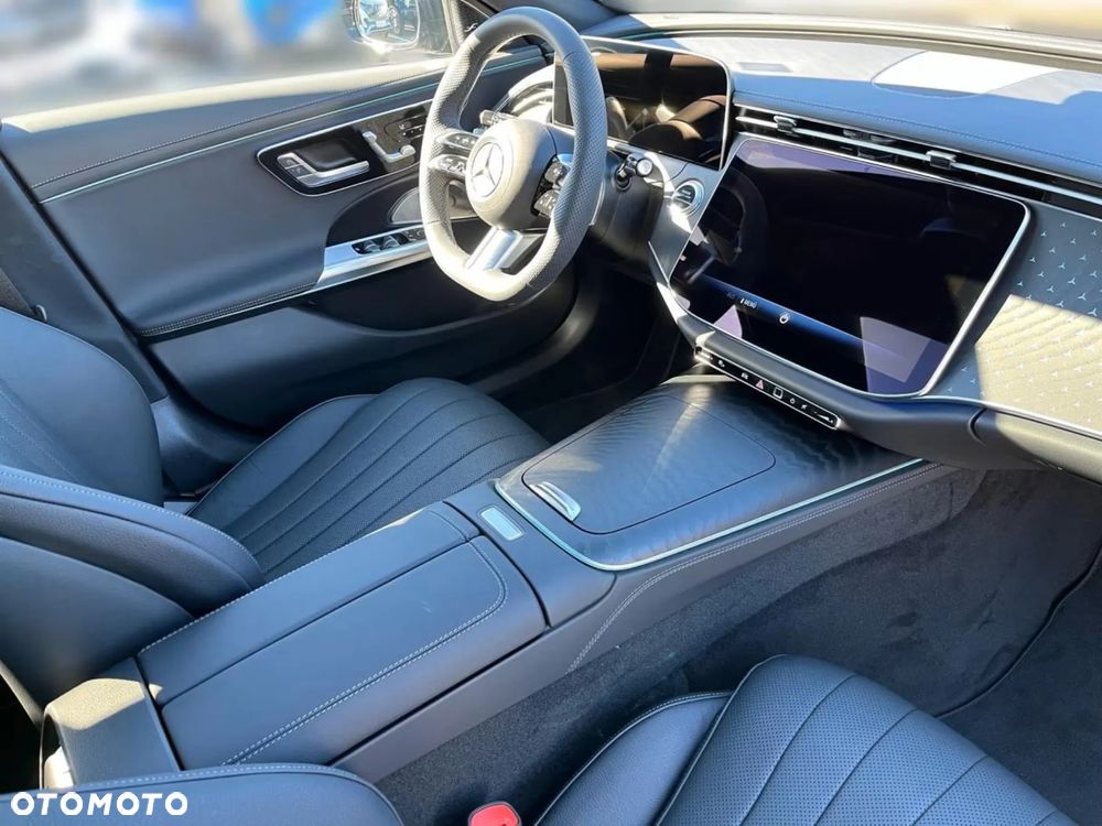 Mercedes-Benz Klasa E 220 d mHEV 4-Matic AMG 9G-Tronic - 9