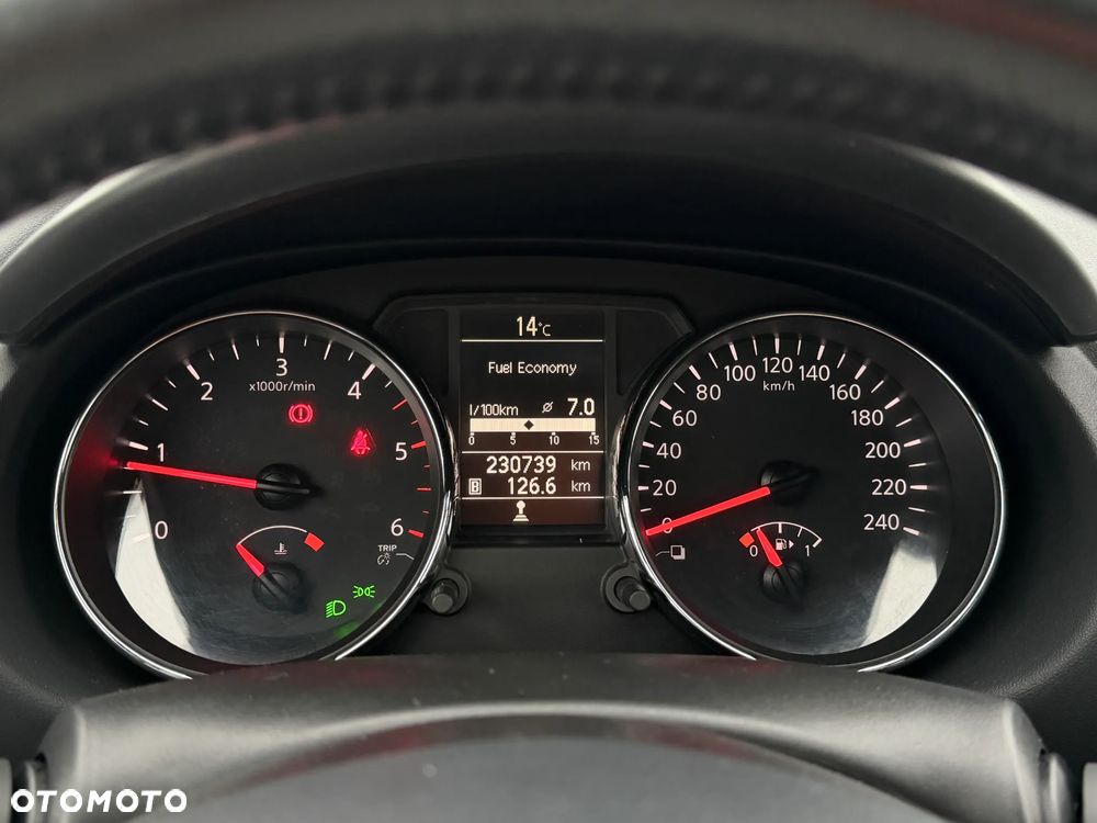 Nissan Qashqai+2 - 22