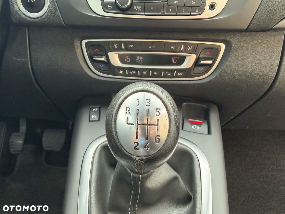 Renault Grand Scenic Gr 1.2 TCe Energy Limited - 24