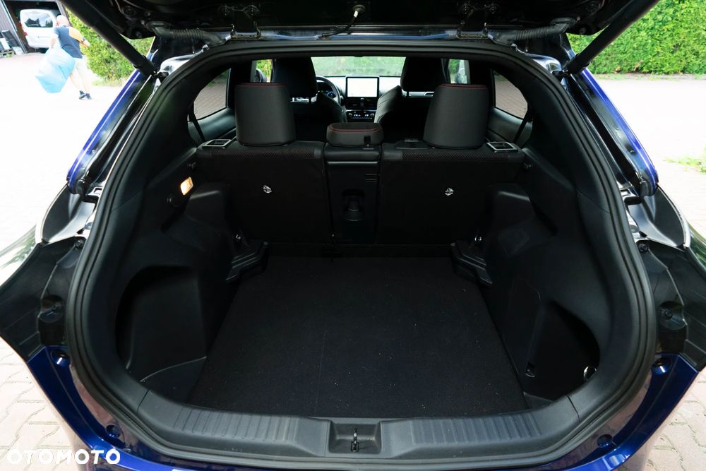 Toyota Yaris Cross Hybrid 1.5 GR Sport - 10