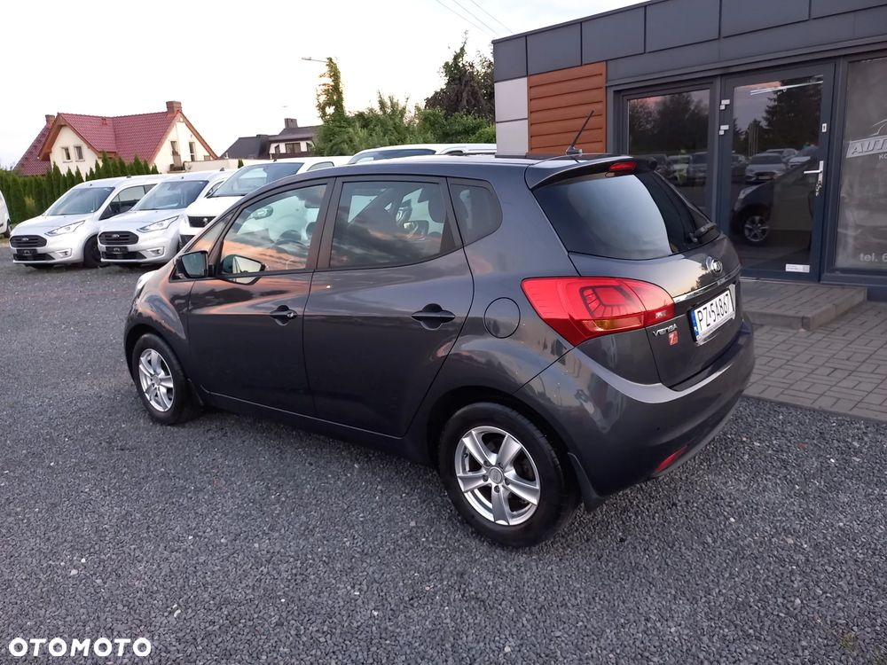 Kia Venga 1.6 CVVT Automatik Dream-Team Edition - 4