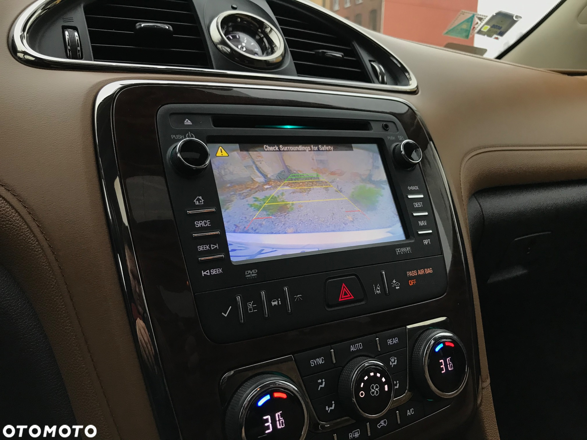 Buick Enclave - 4