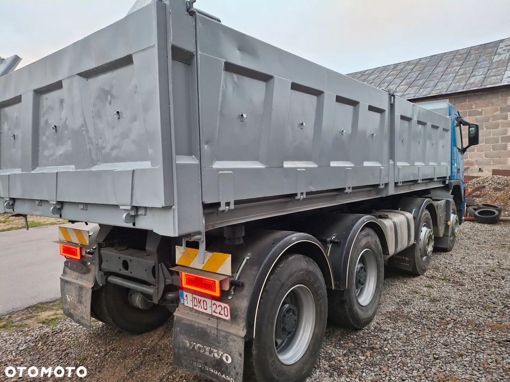 Volvo Fm12 8x4 - 4