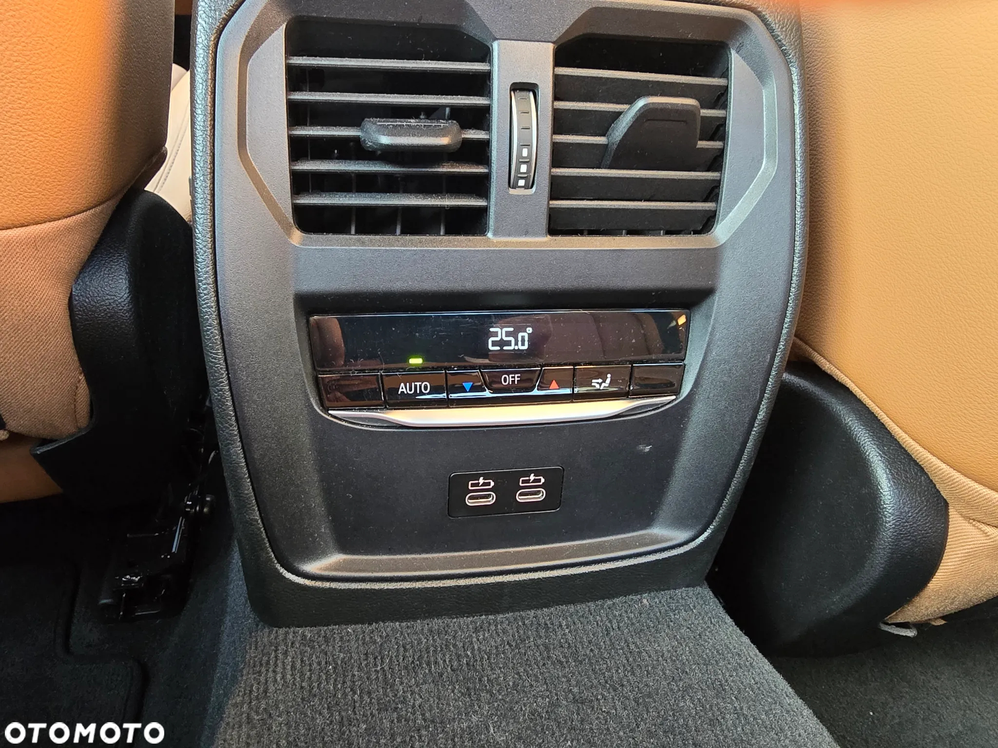 BMW Seria 3 318i M Sport - 9