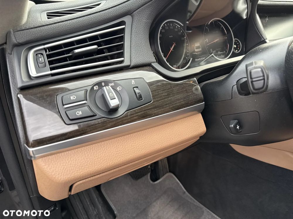 BMW Seria 7 730d xDrive - 20