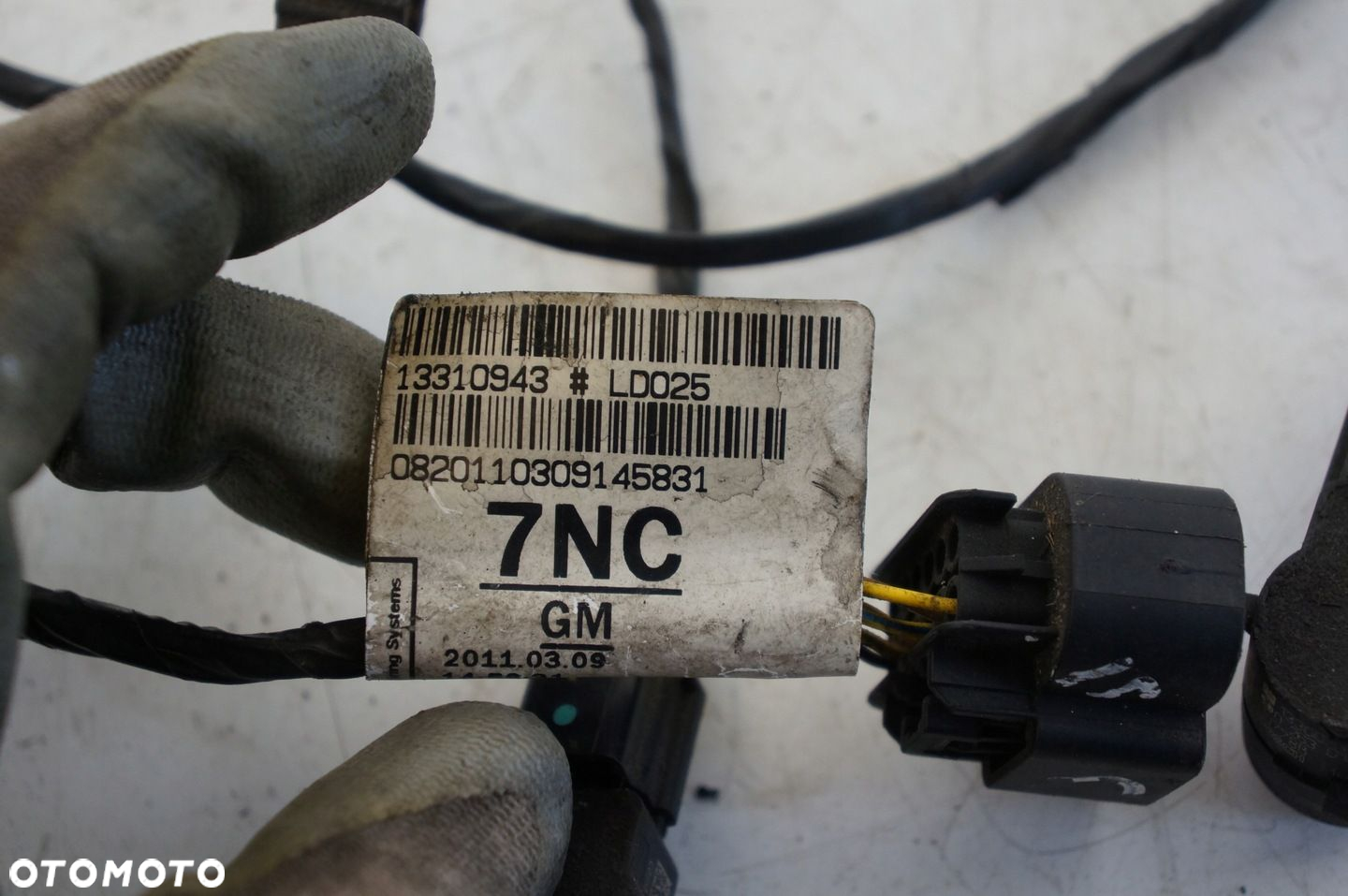 WIĄZKA CZUJNIK PARKOWANIA 3 PDC TYŁ OPEL ASTRA IV J KOMBI 13310943 13300715 - 7