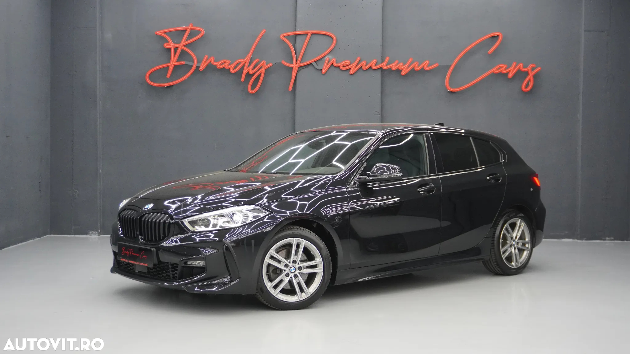 BMW Seria 1 118i Aut. M Sport - 28