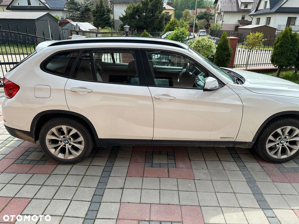 BMW X1 sDrive16d - 3