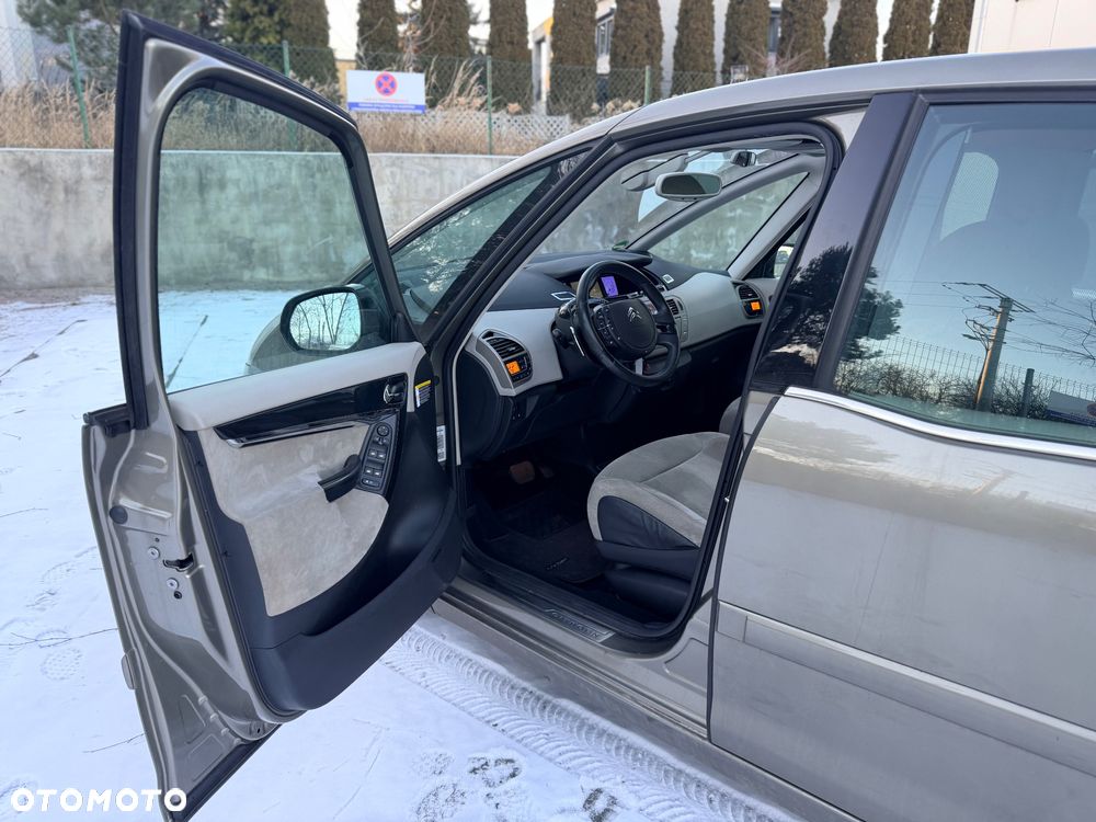 Citroën C4 Picasso THP 150 EGS6 Exclusive - 27
