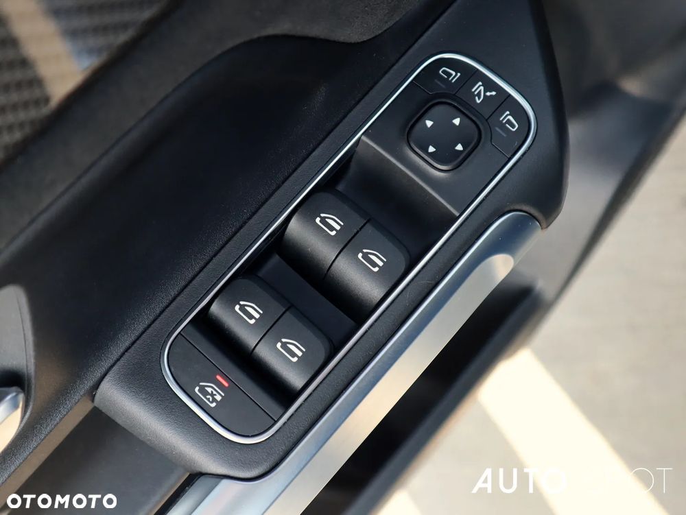 Mercedes-Benz GLB AMG 35 4-Matic - 16