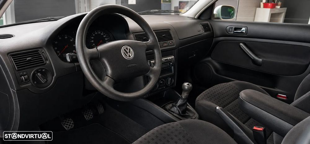 VW Golf 1.4i Confortline JE+AC - 12