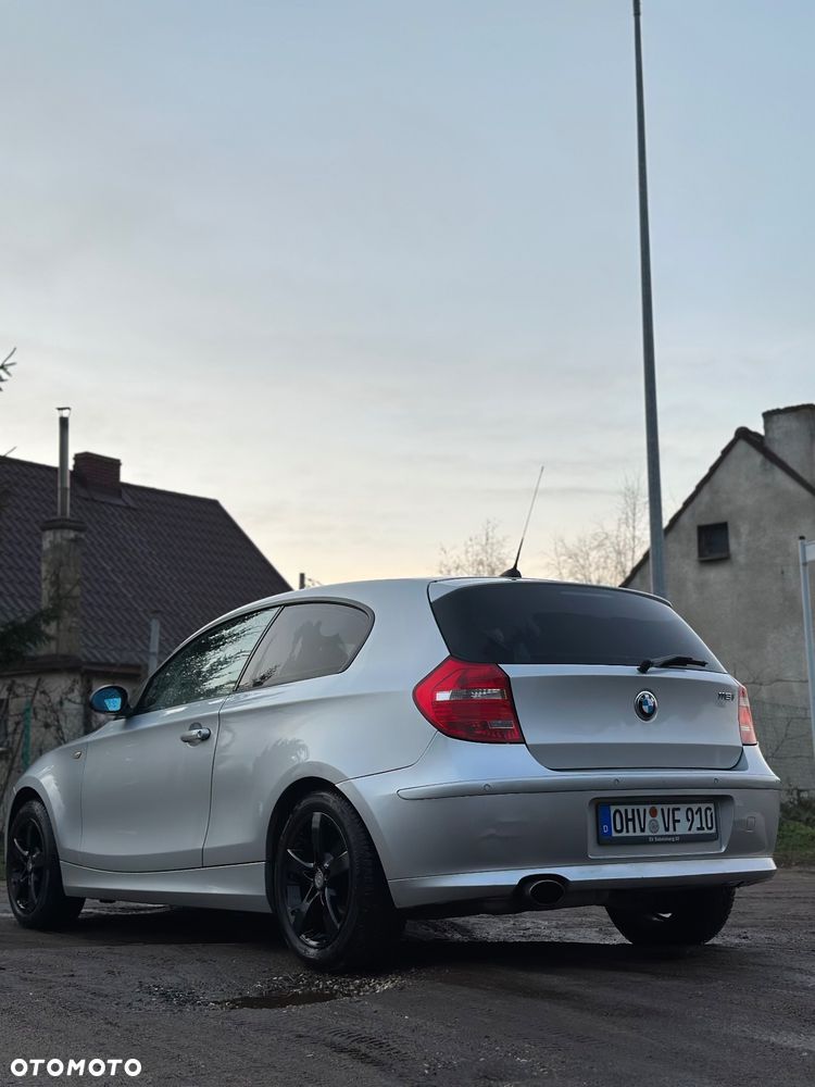 BMW Seria 1 - 12