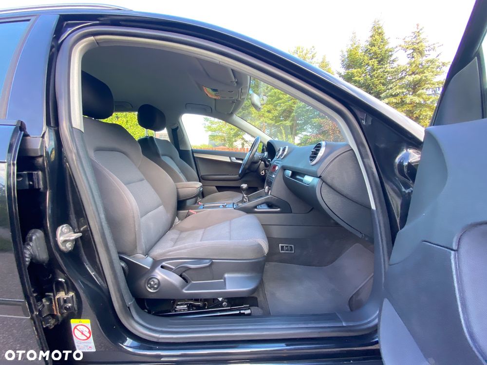Audi A3 Sportback 2.0 TDI Ambition - 30
