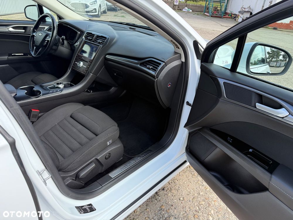Ford Mondeo 2.0 EcoBlue Titanium - 13