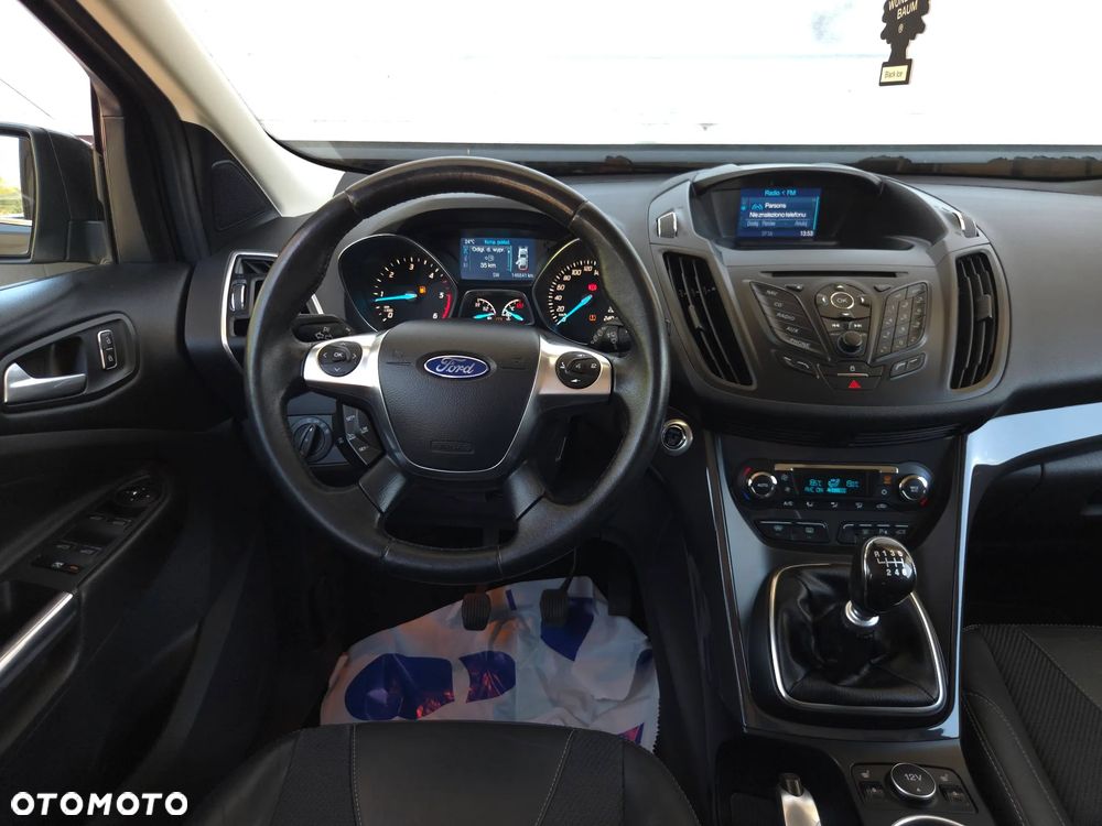 Ford Kuga 2.0 TDCi 4x4 Titanium - 26