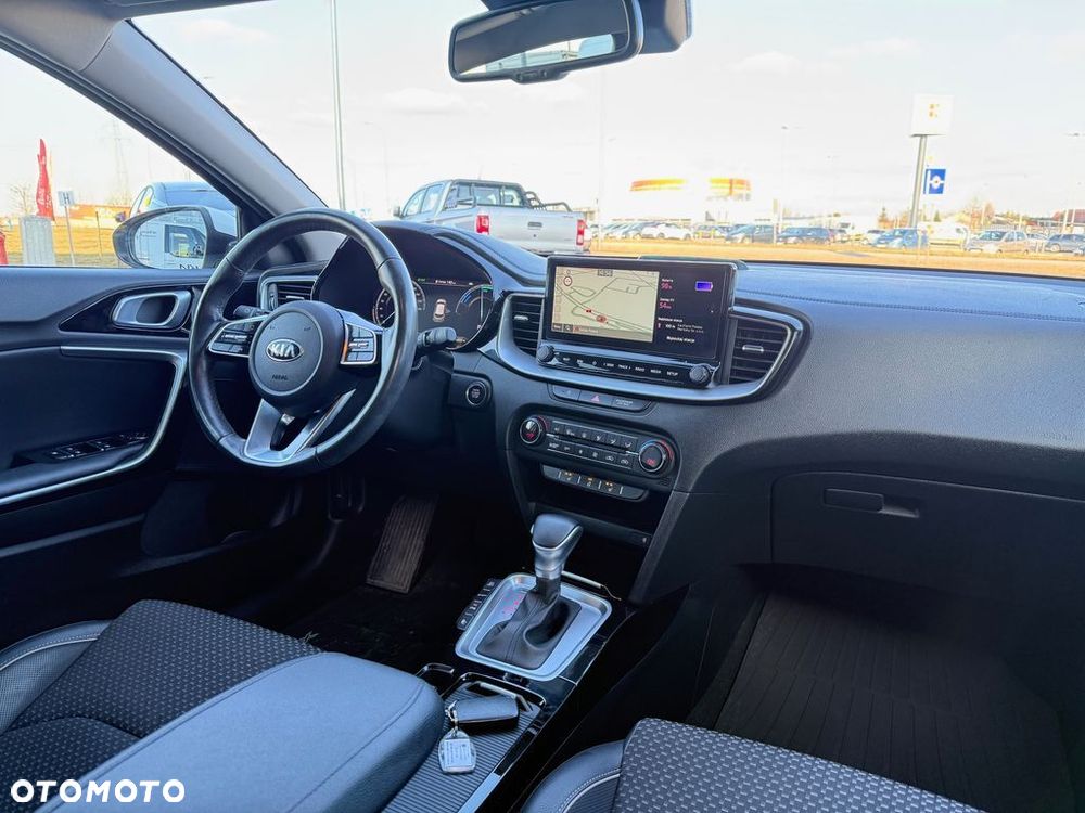 Kia XCeed 1.6 GDI PHEV L Business Line DCT - 25