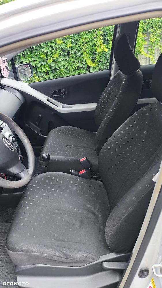 Toyota Yaris 1.3 Luna - 10