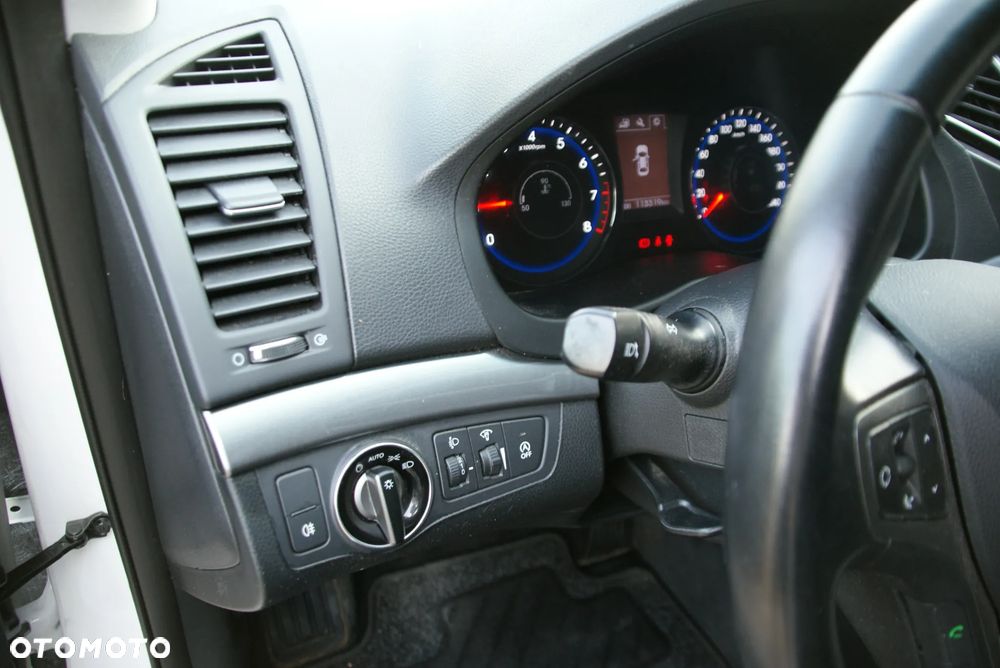 Hyundai i40 Kombi blue 1.6 Classic - 9