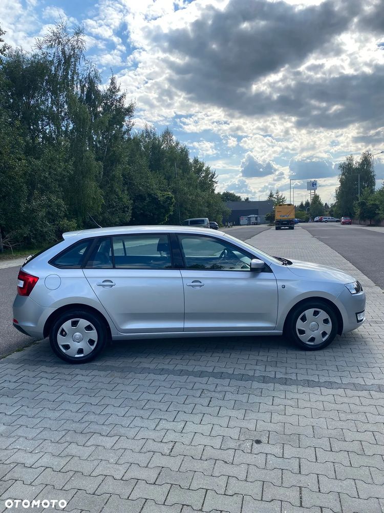 Skoda RAPID 1.2 TSI Active - 8