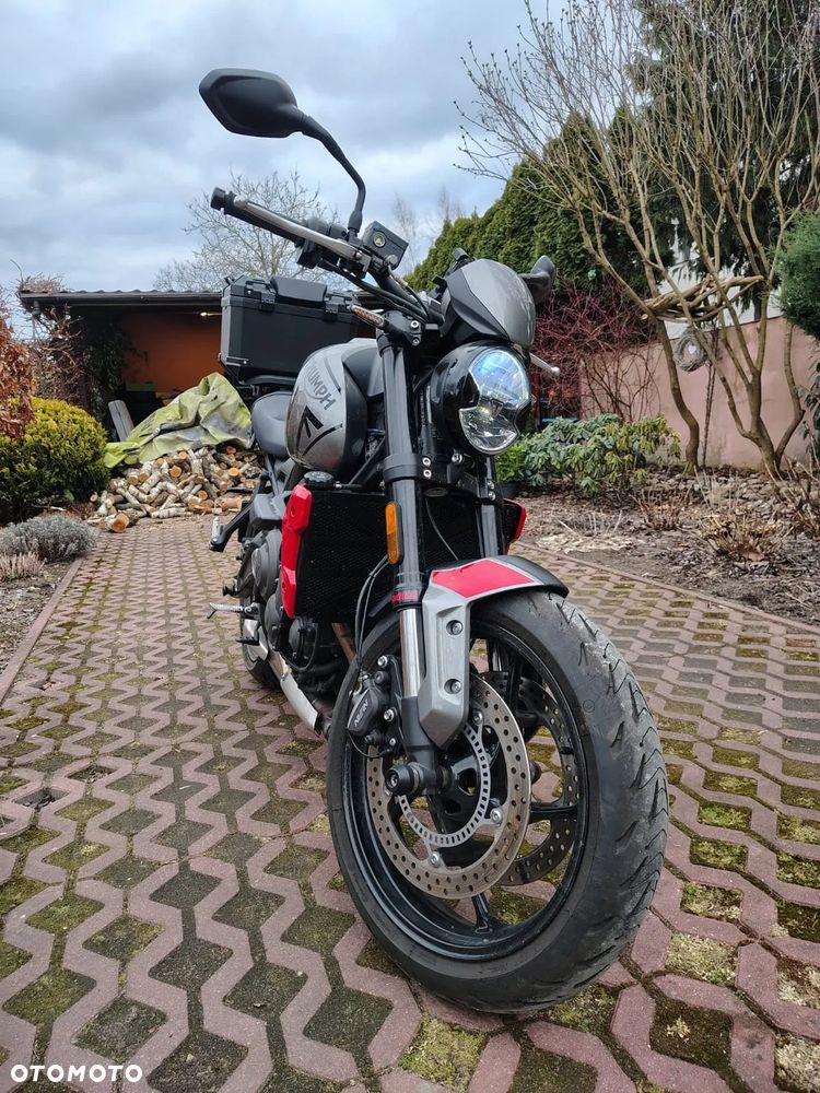 Triumph Trident - 1
