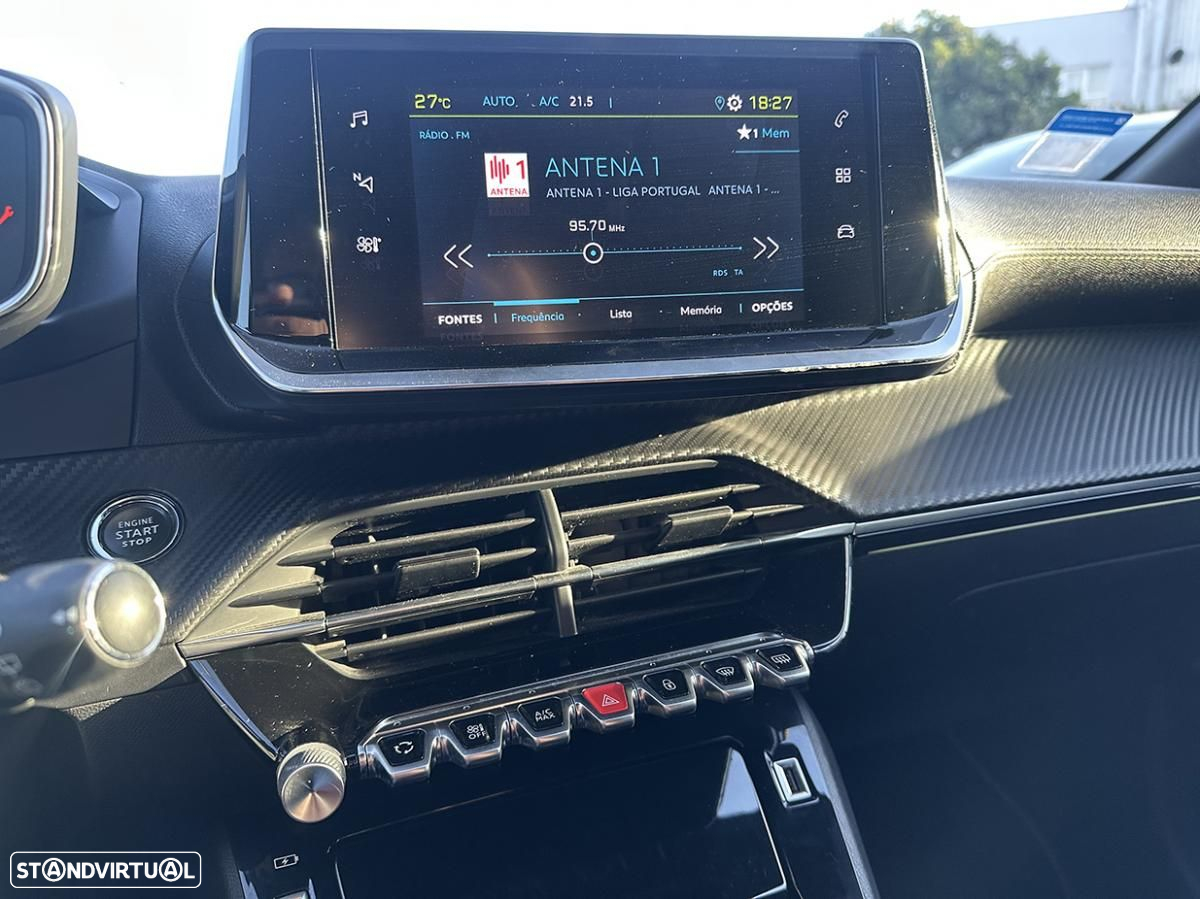 Peugeot e-208 50 kWh GT Line - 25