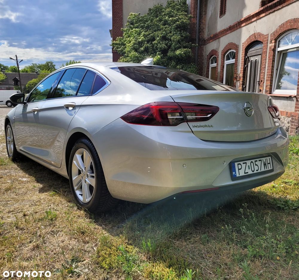 Opel Insignia 1.5 T Enjoy S&S - 4