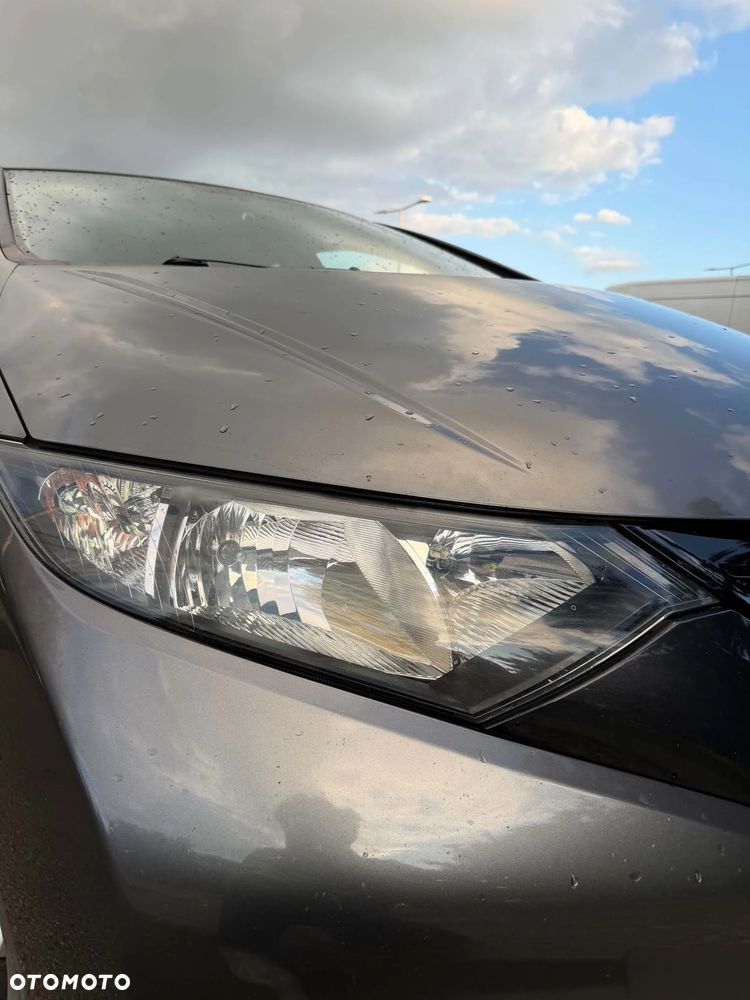 Honda Civic 1.8 i-VTEC Sport - 35
