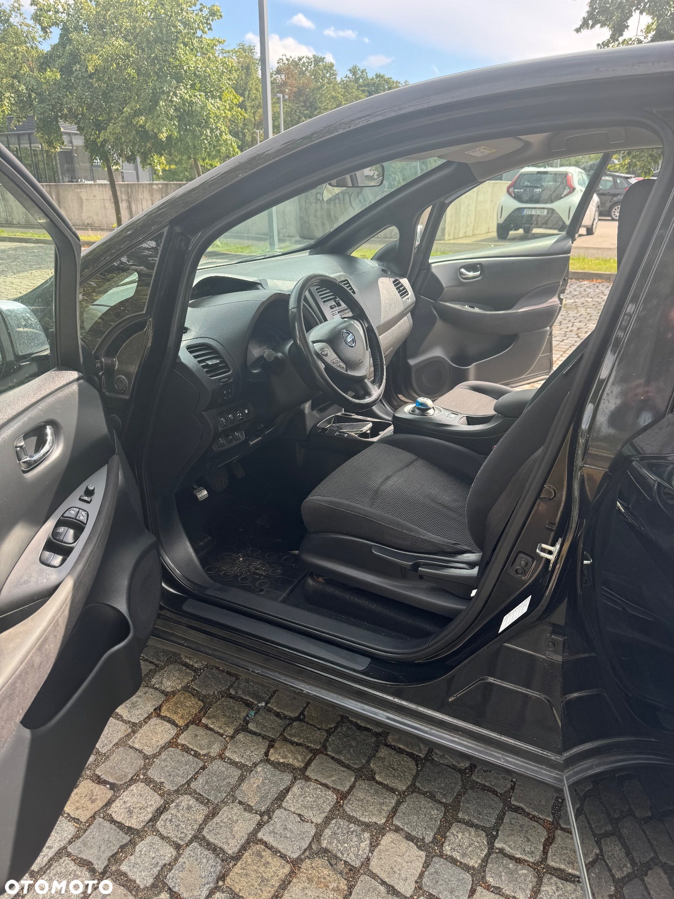 Nissan Leaf - 8