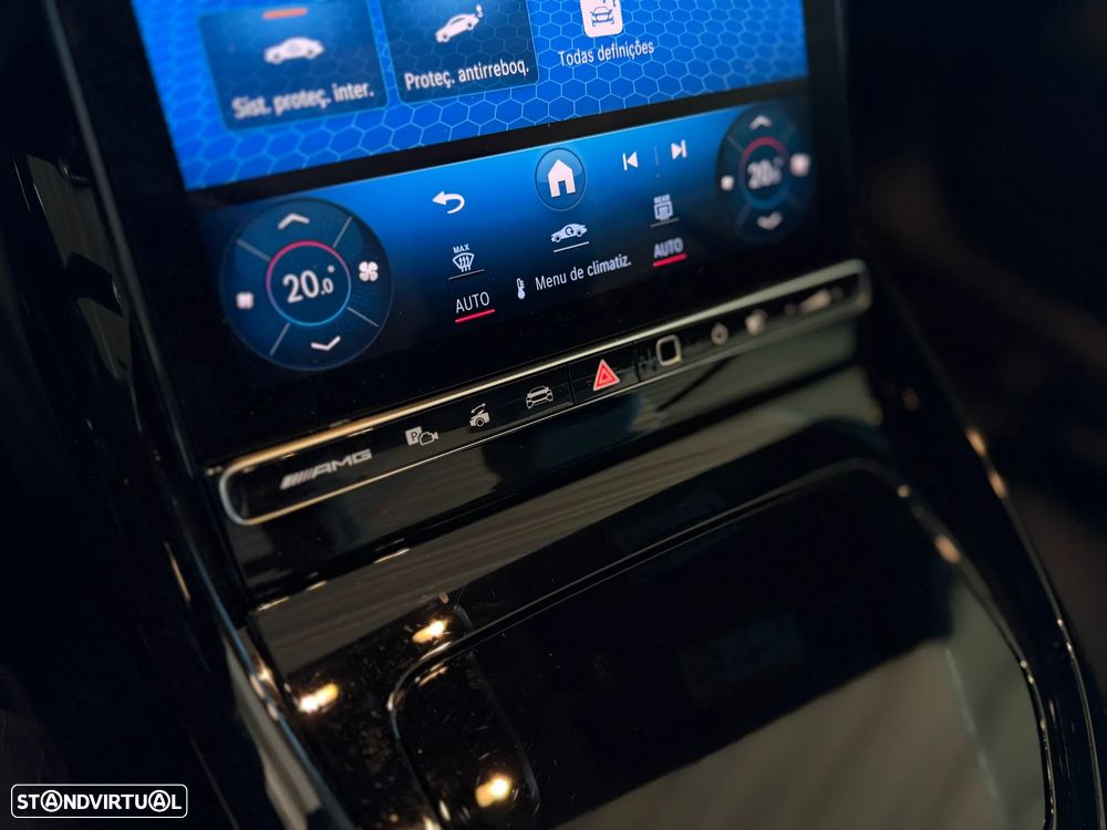 Mercedes-Benz SL 63 AMG 4Matic+ - 28