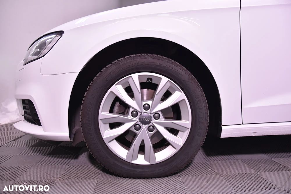 Audi A3 Sportback 1.5 35 TFSI MHEV S tronic Advanced - 14