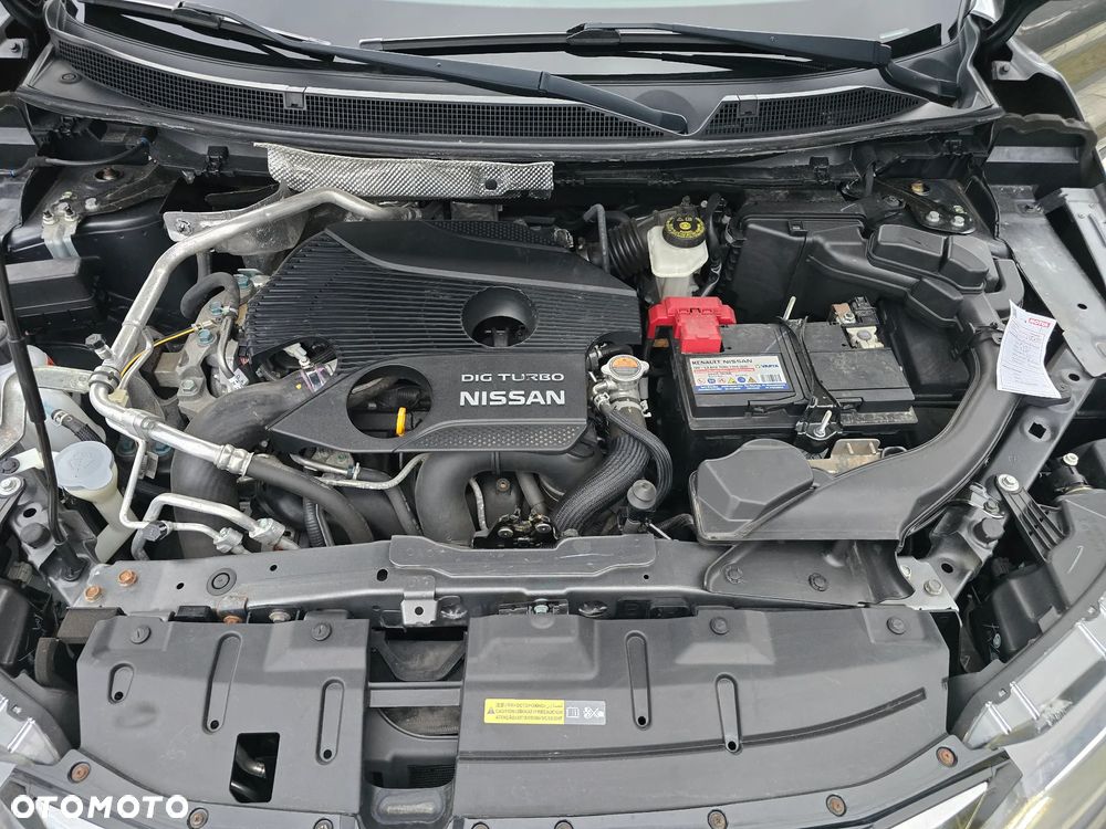 Nissan Qashqai 1.6 DIG-T N-Connecta - 33