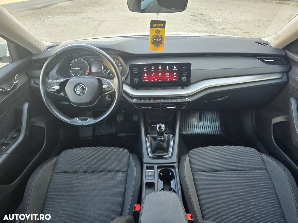 Skoda Octavia 2.0 TDI Ambition - 13
