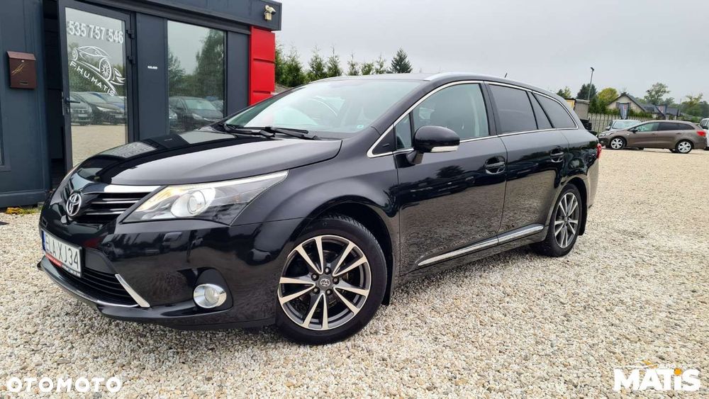 Toyota Avensis - 38