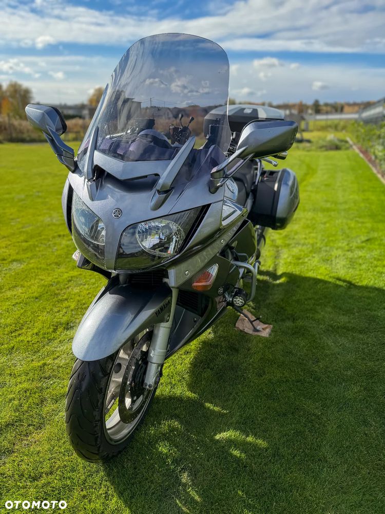 Yamaha FJR - 6