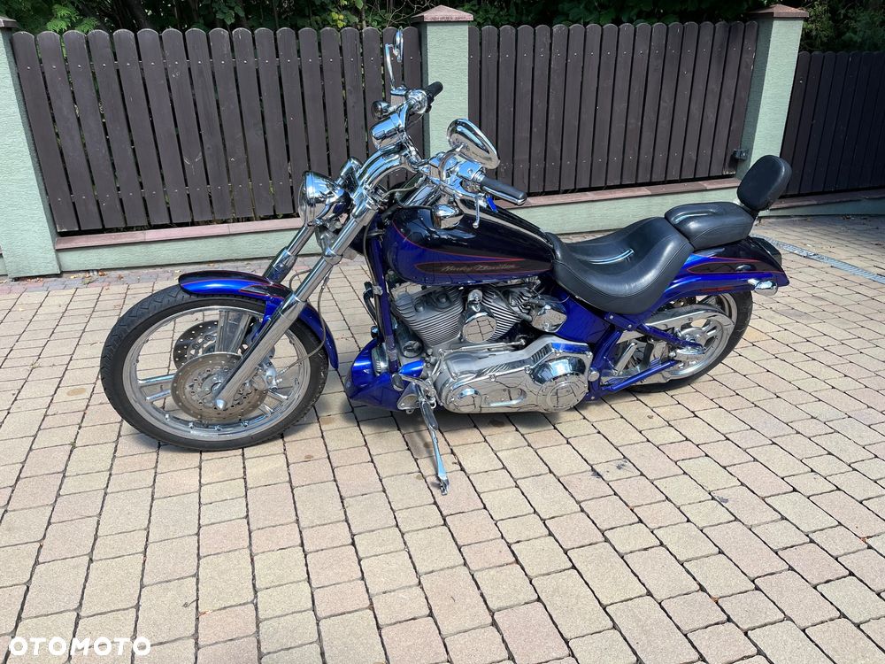 Harley-Davidson Softail - 1
