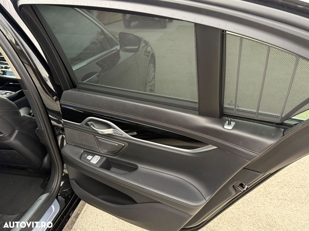 BMW Seria 7 730d xDrive - 16