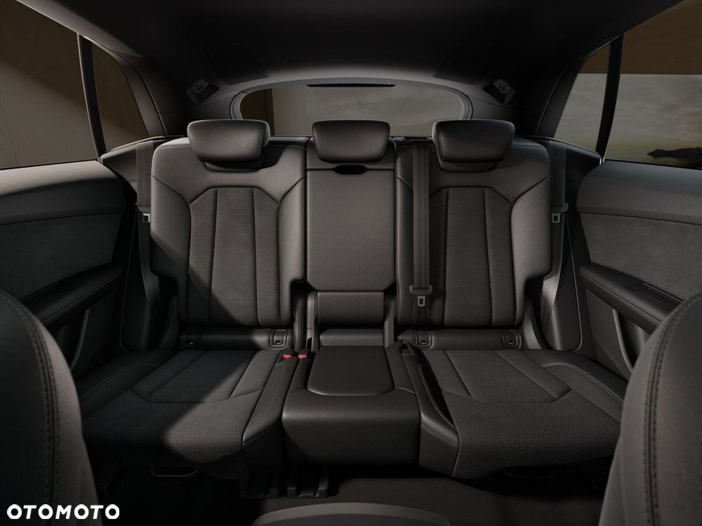 Audi Q8 - 8
