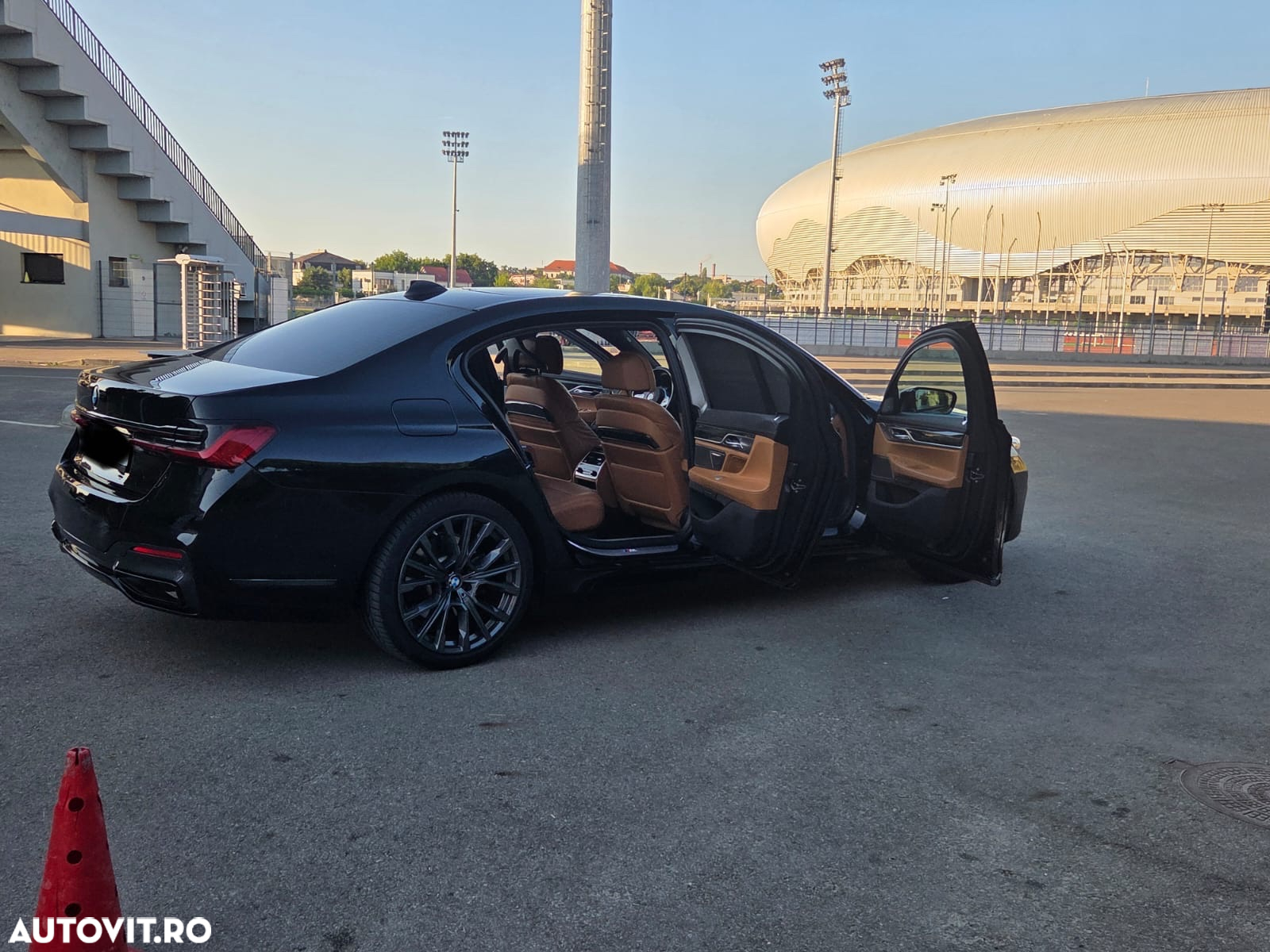 BMW Seria 7 745Le AT PHEV - 12