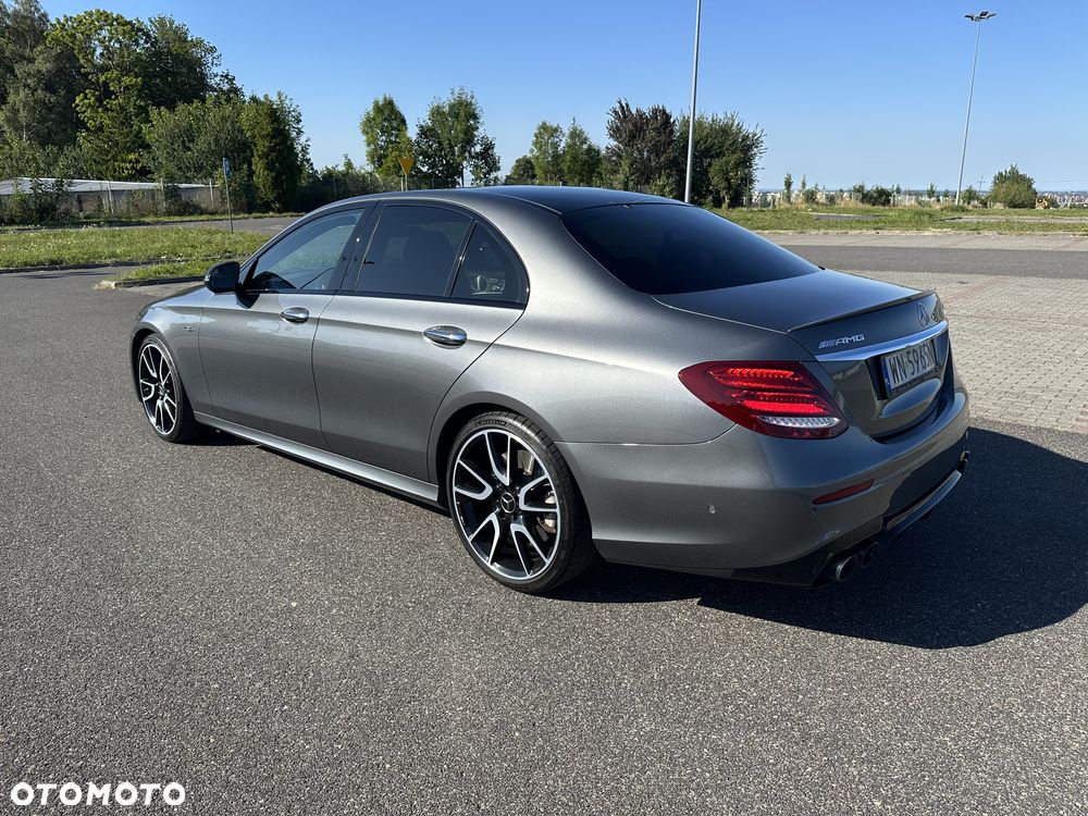 Mercedes-Benz Klasa E - 8