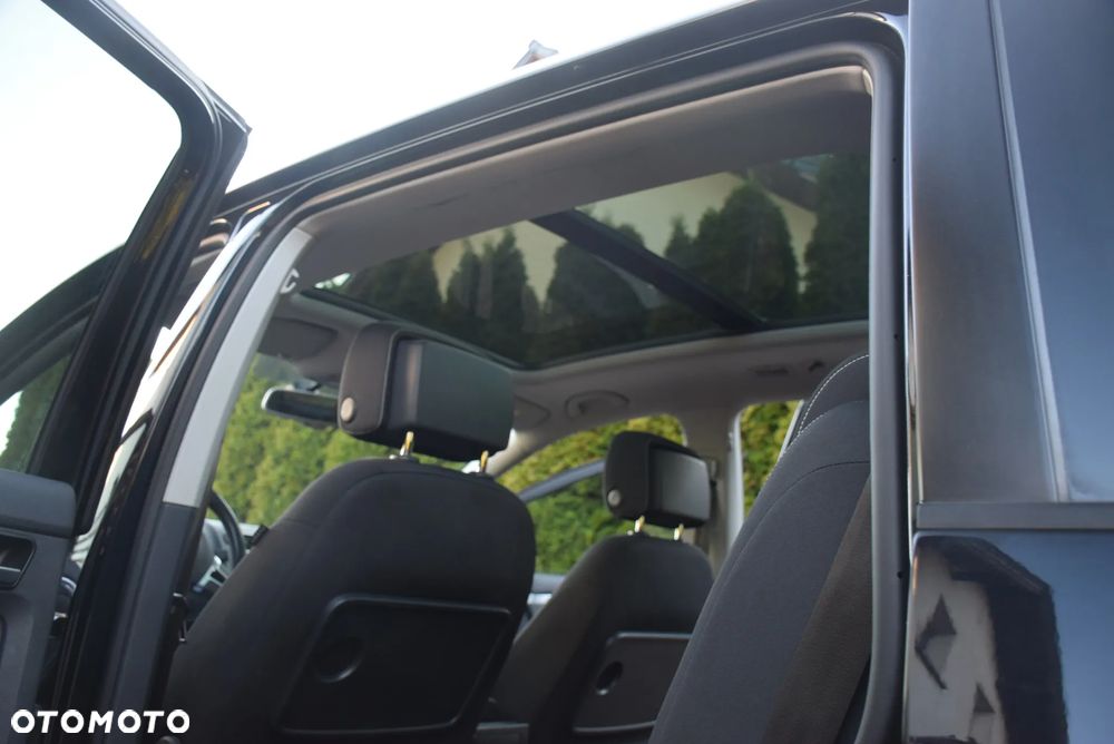 Volkswagen Touran 2.0 TDI DPF BlueMotion Technology DSG Cup - 13