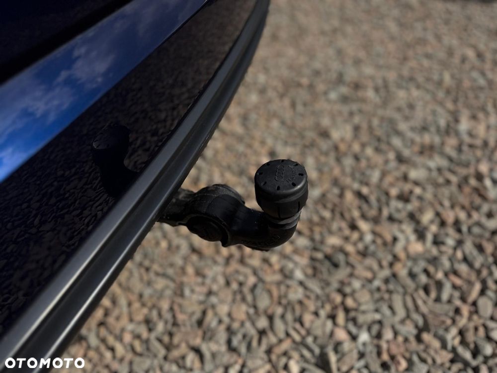 Audi Q3 40 TDI Quattro S tronic S line - 32