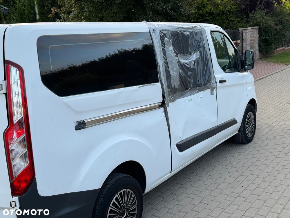 Ford TRANSIT CUSTOM - 29
